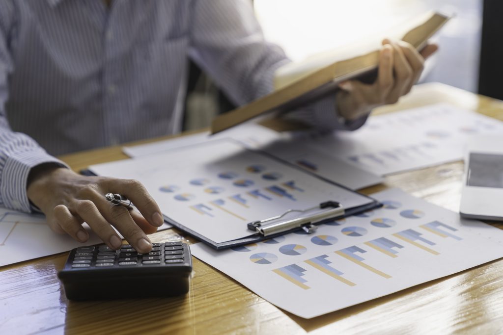 Control interno vs. Auditoría interna: ¿Cuál es la diferencia? Control interno vs. Auditoría interna: ¿Cuál es la diferencia?